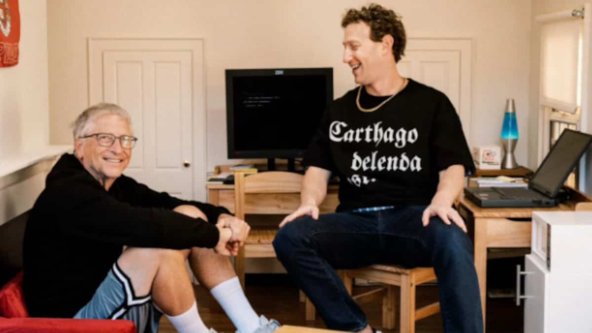 Mark Zuckerberg fête ses 40 ans avec Bill Gates dans son ancienne chambre de Harvard