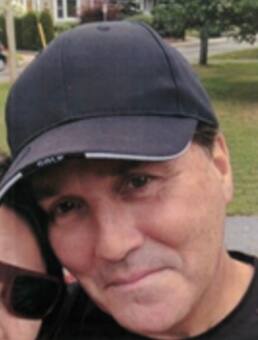 Montr&eacute;al : Un sexag&eacute;naire et son chien port&eacute;s disparus depuis une semaine