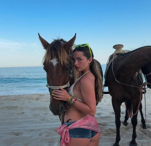 Elle dévoile sa pêche dans un jean zéro pratique