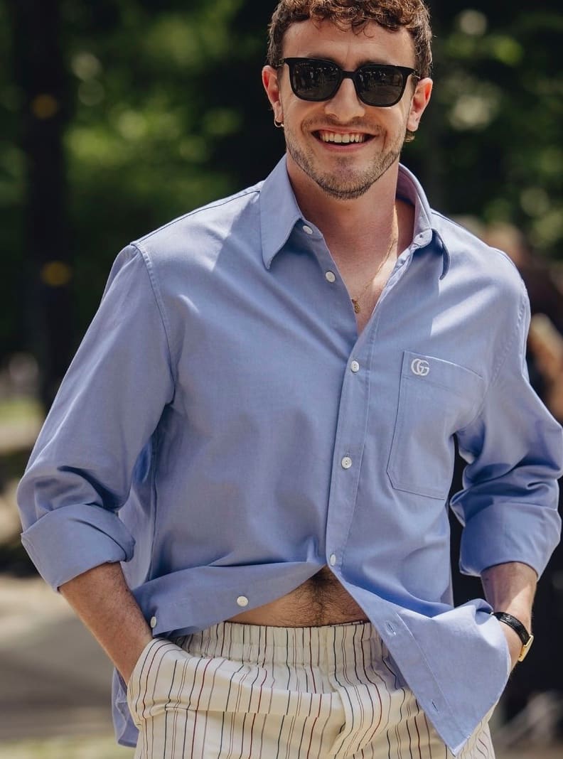 Paul Mescal adopte le minishort de l’été