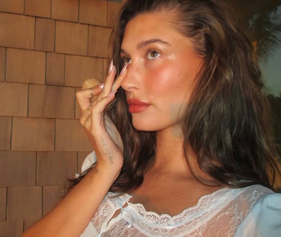 Voici les ongles «sirop d'érable»