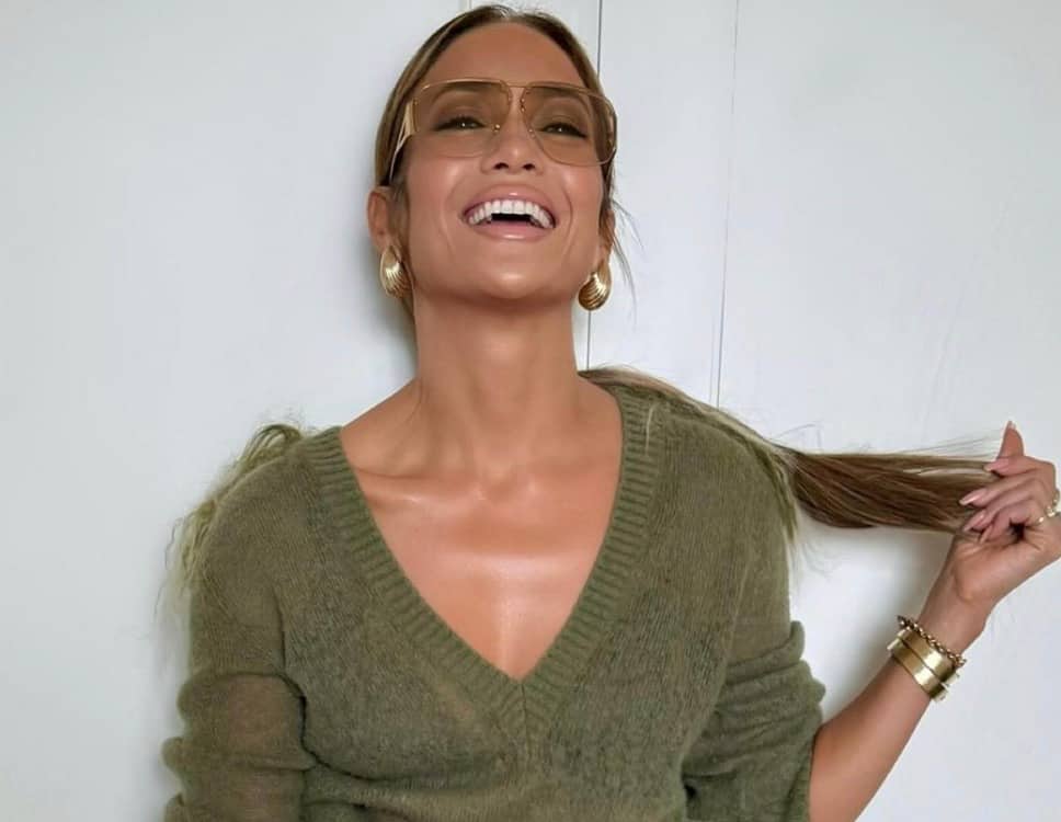 J.Lo porte une robe sexy pour se venger de Ben