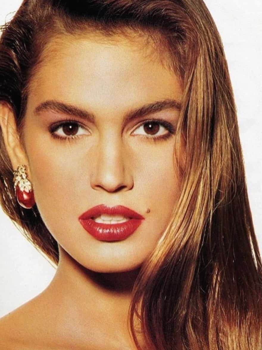 Elle dévoile le secret de sa bouche pulpeuse