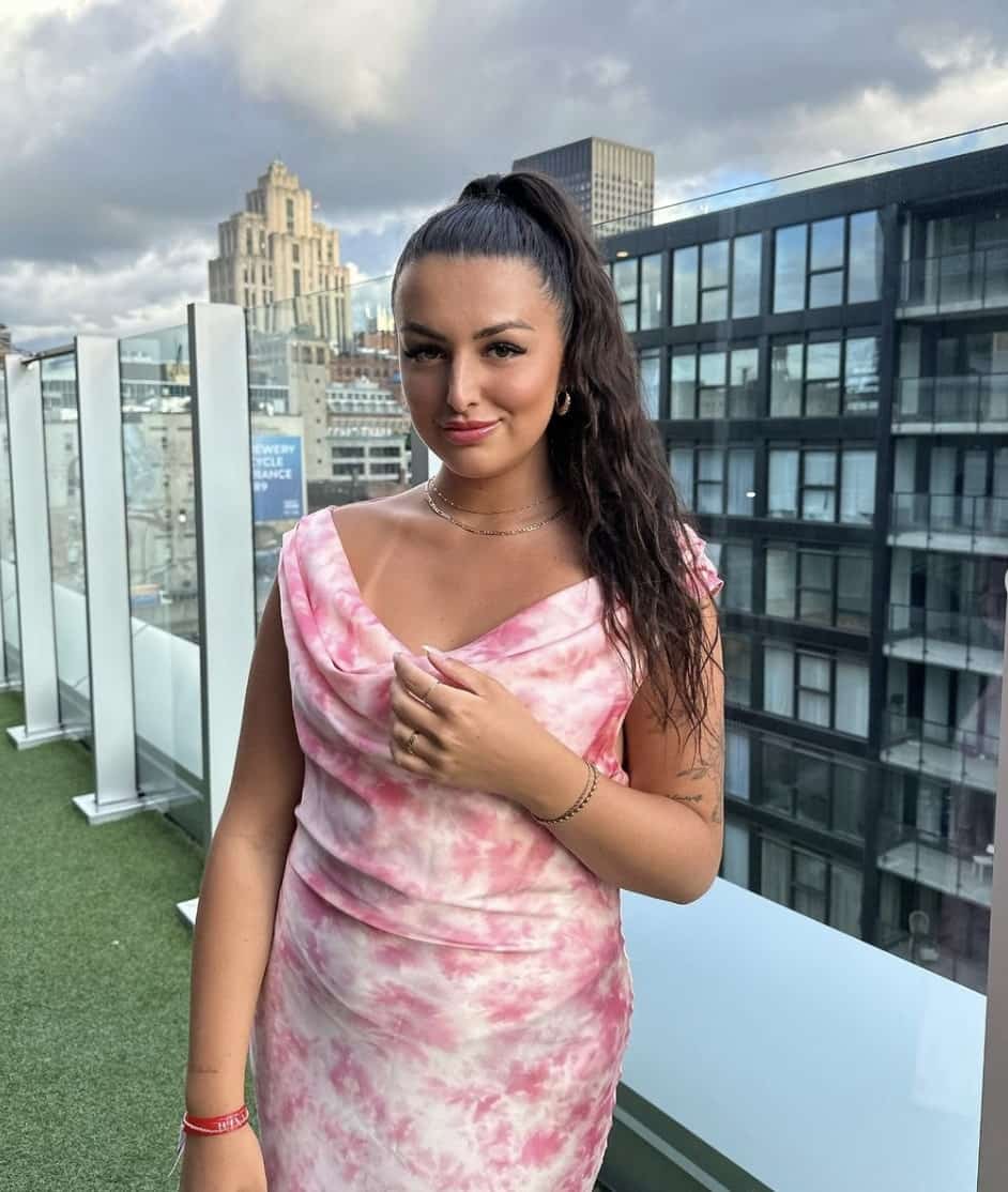 La gagnante de IDA annonce être en couple