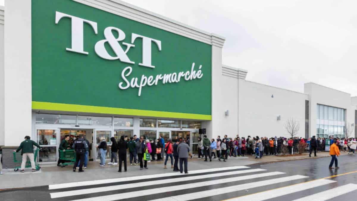 Du mandarin, du coréen, de l'anglais... et un peu de français chez T&T Supermarkets et Loblaw