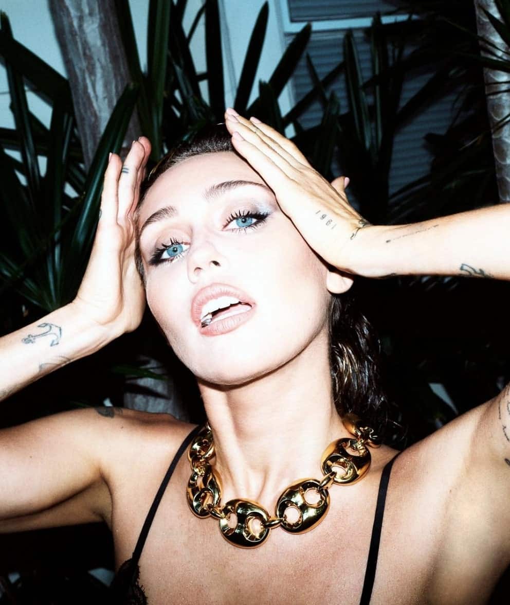 Elle nie en bloc les accusations contre elle