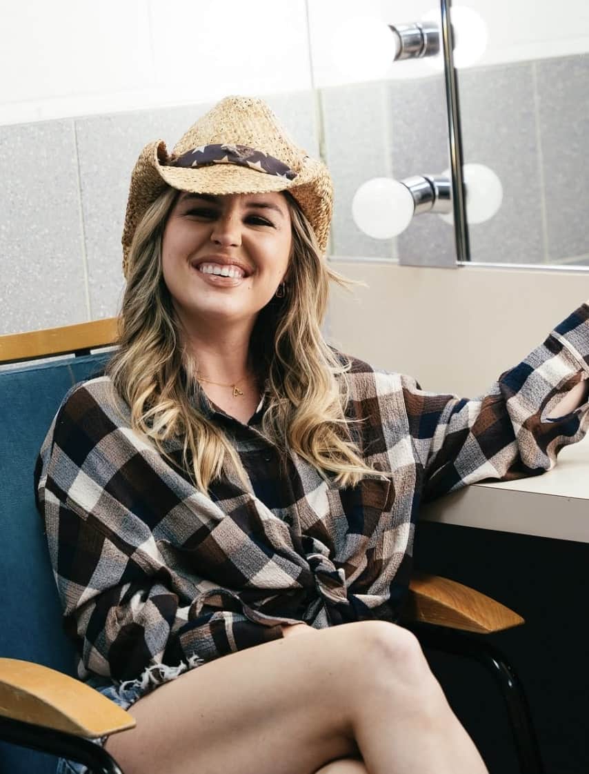 Elle essaie ce hobby fétichiste et ça fait réagir