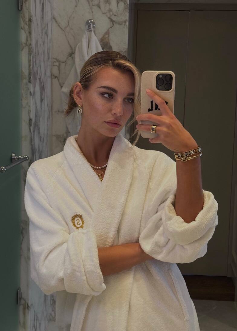 Voici le seul contour yeux qui efface les cernes