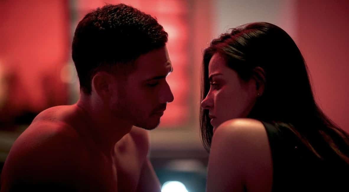 10 séries sexy à dévorer dans l'intimité