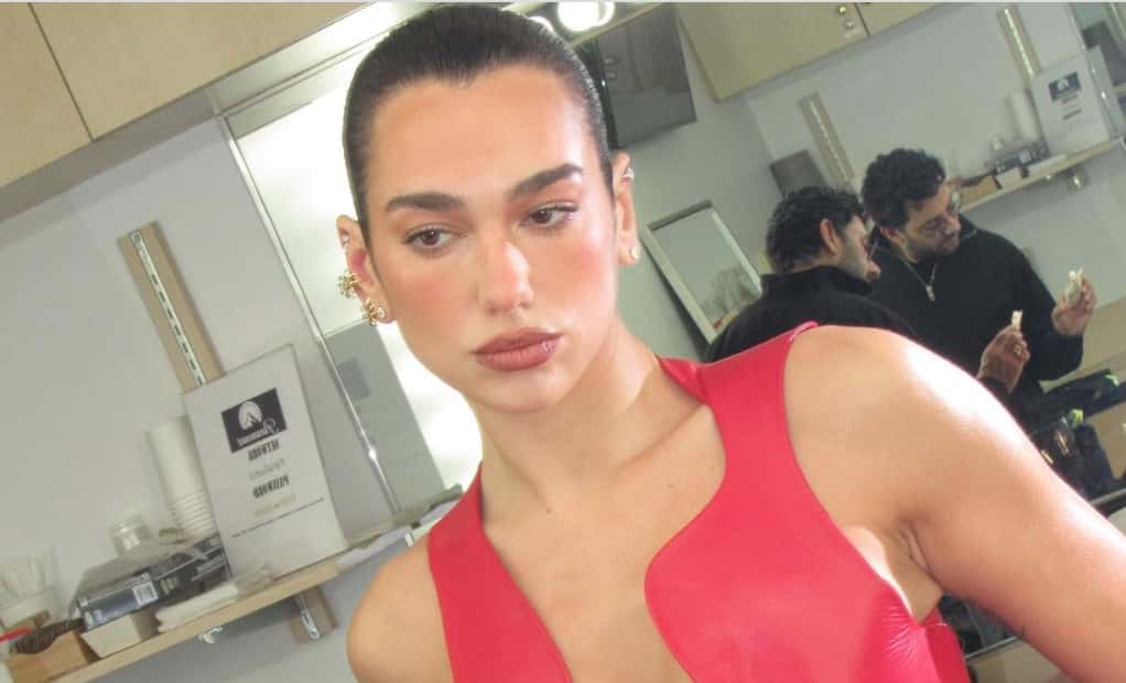 Ce décolleté s'impose comme tendance estivale