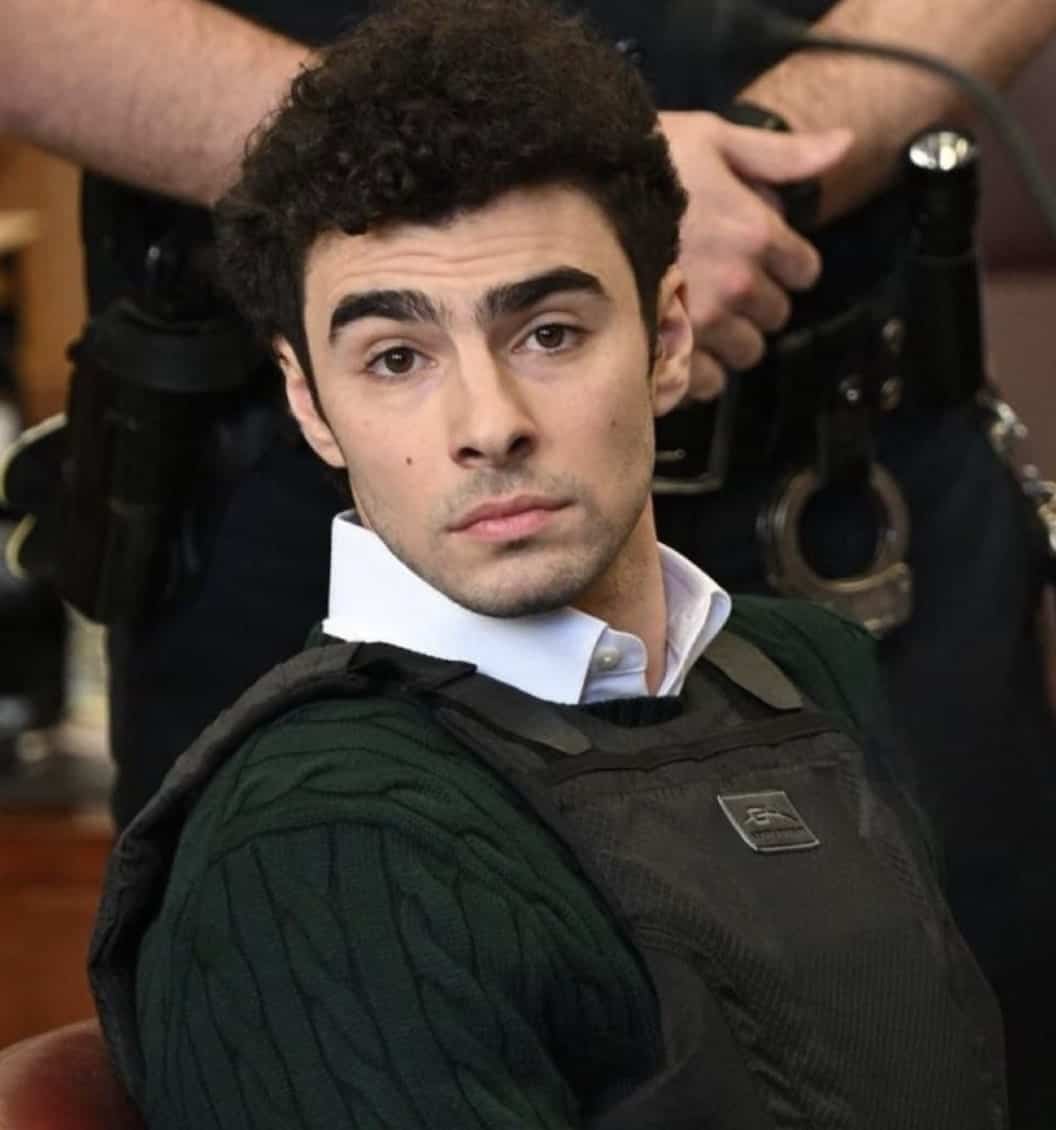 Il demande d'arrêter de lui envoyer des photos