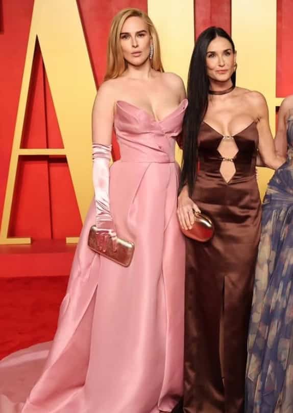 La fille de Demi Moore pose en bikini «Striptease»