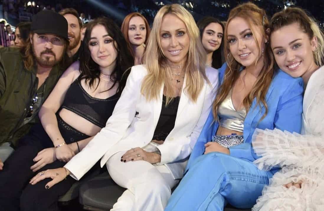 Billy Ray en larmes pour parler de ses filles