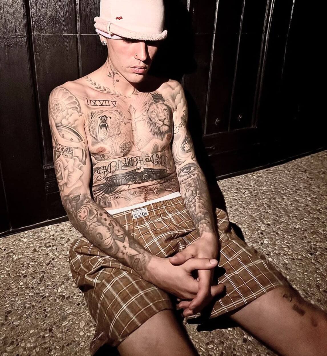 Lui et son équipe répondent au bruit d'une dette