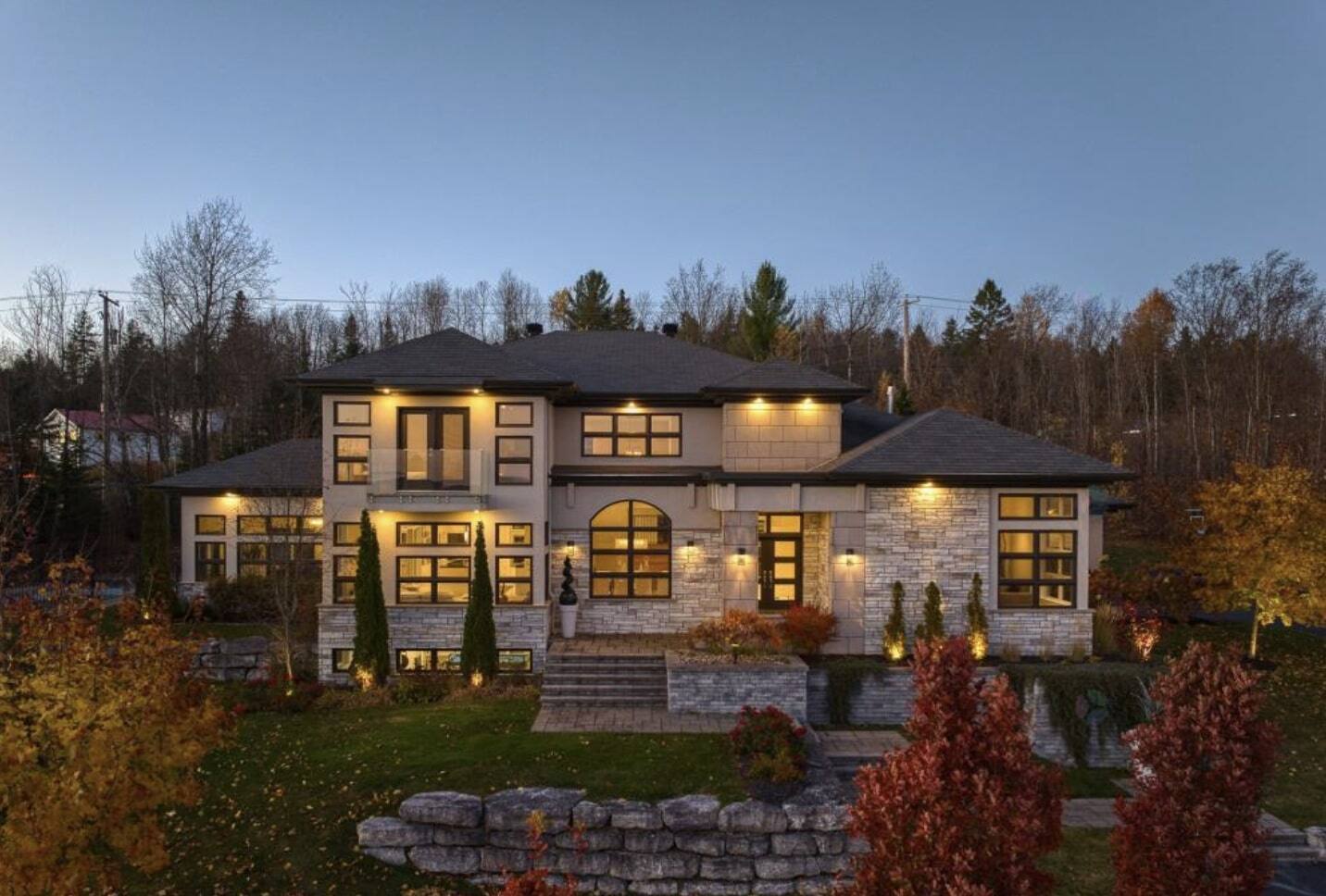 Une maison de prestige pour 1 800 000$ à vendre