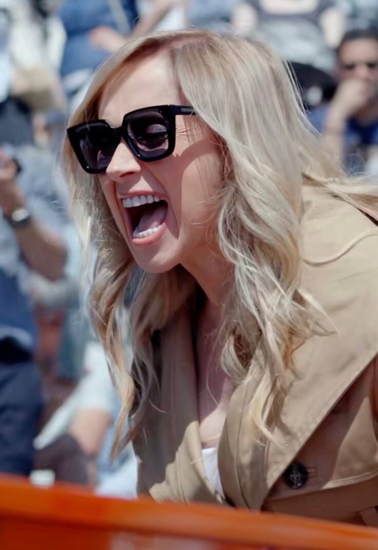 Image principale de l'article La chanteuse surprend ses fans