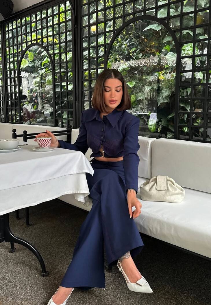 Ce spray à 14$ défroisse les vêtements