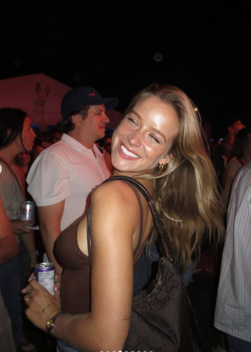 Une photo légère avec son ex connu 