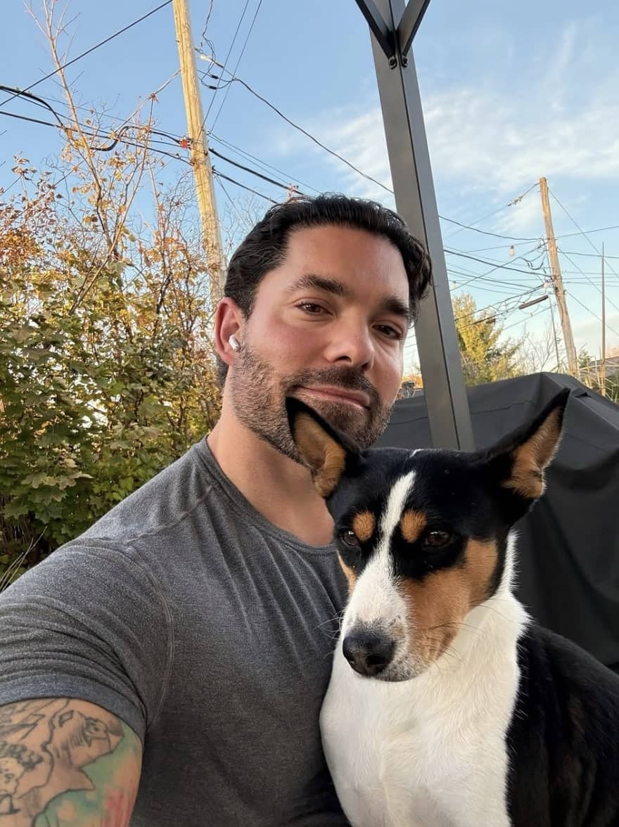 Il explique son absence avec un poignant message