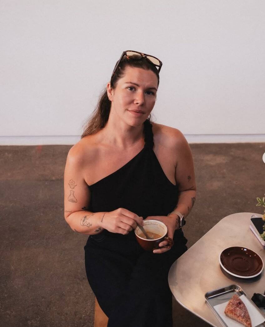 Elle montre l'envers de sa rupture