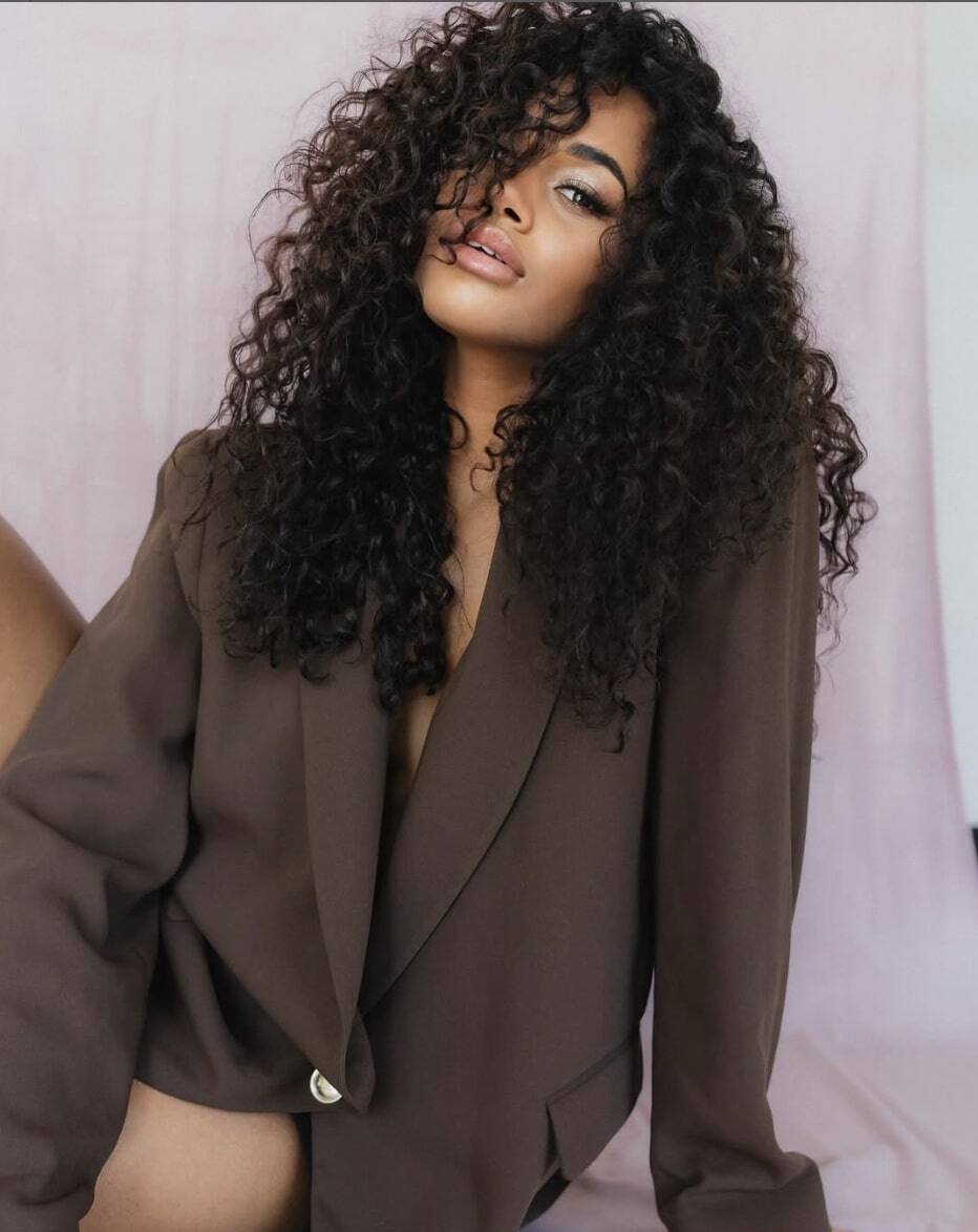 Mia souligne un grand cap 