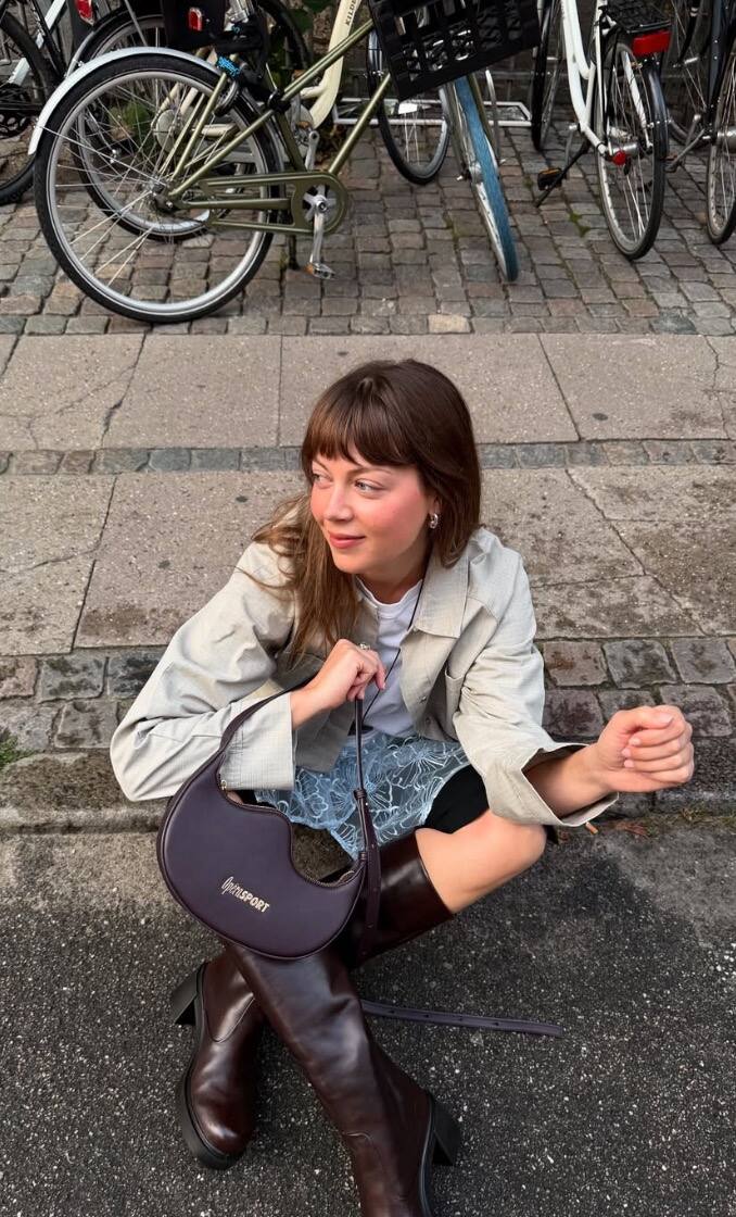 Elle ose LA coupe de cheveux la plus en vogue 