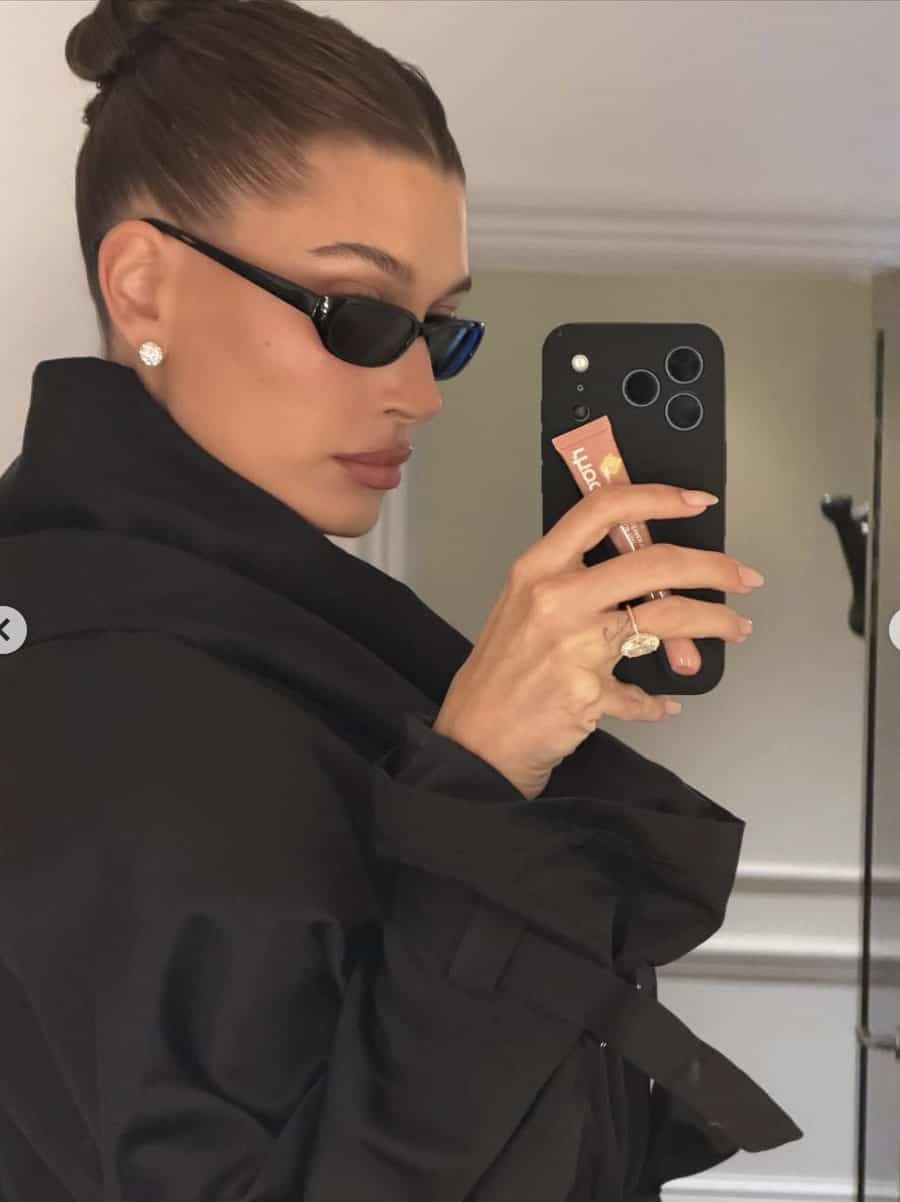  En robe effet string hyper révélatrice