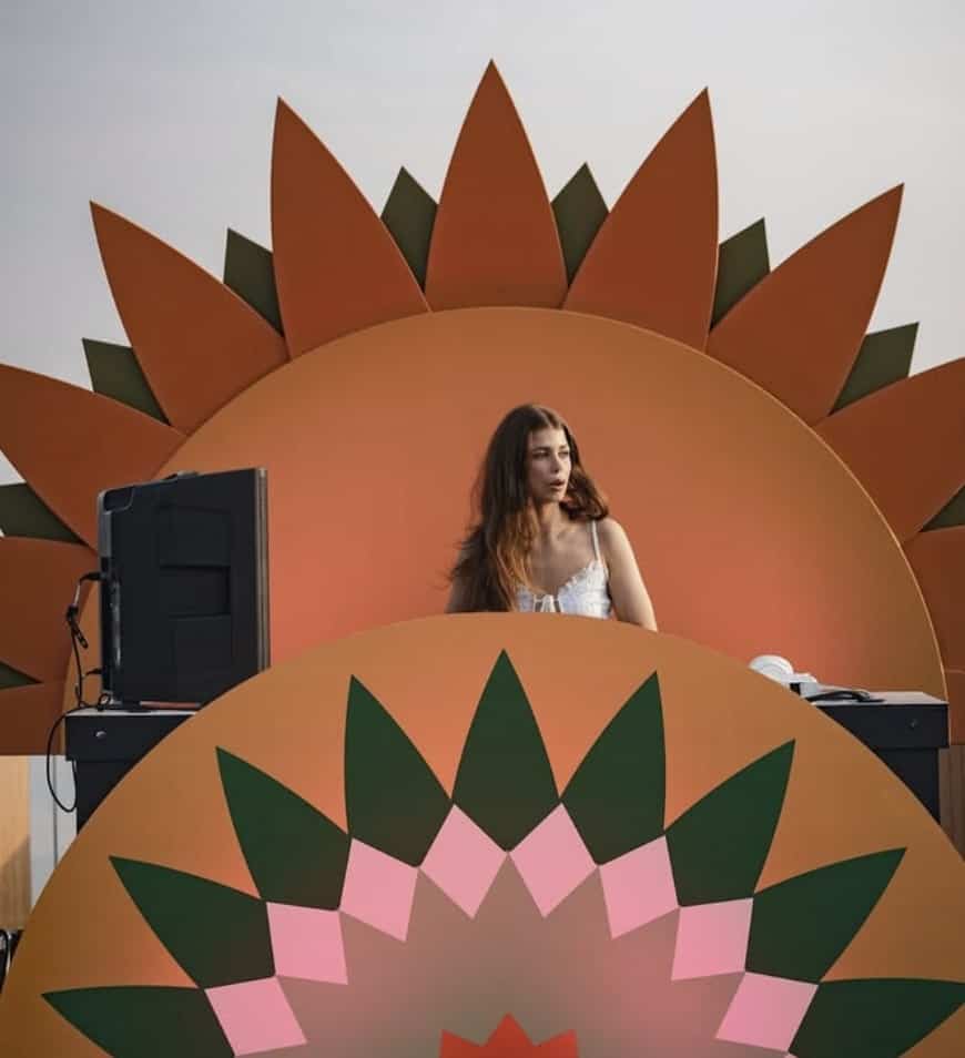 Cette influenceuse avec Lost Frequencies cet hiver