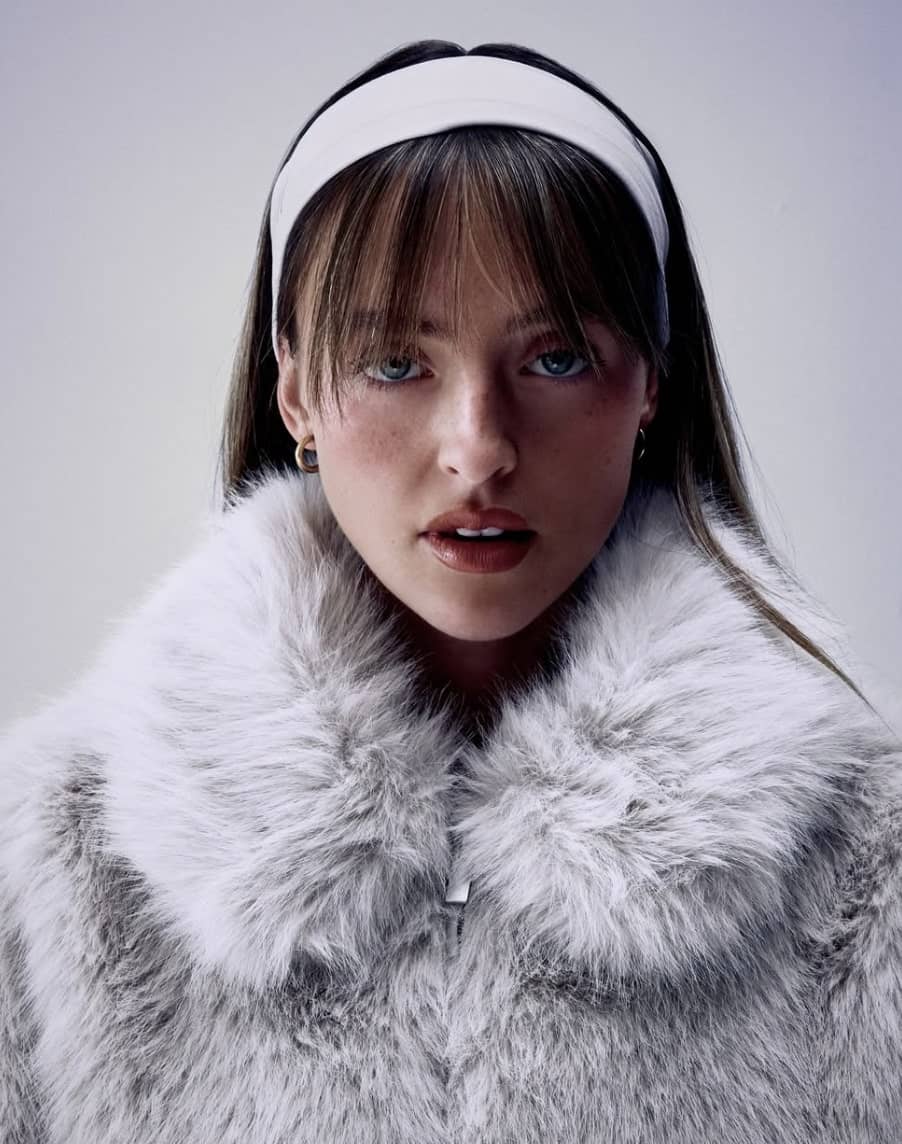 Elle ne fera plus JAMAIS ceci avec ses cheveux