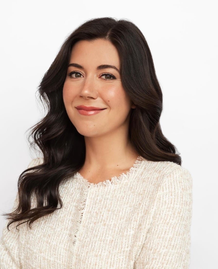 Elle partage une rare photo de grossesse