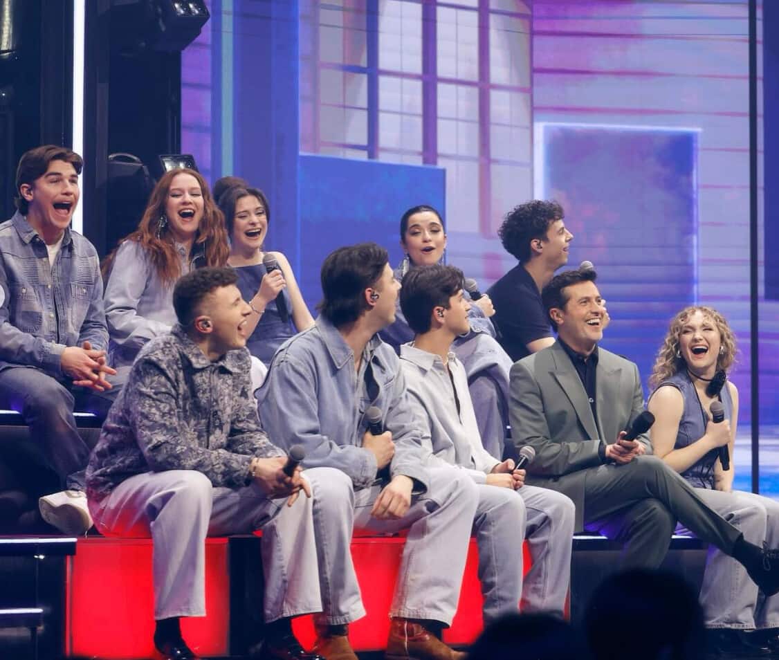 Cette Académicienne est fiancée!