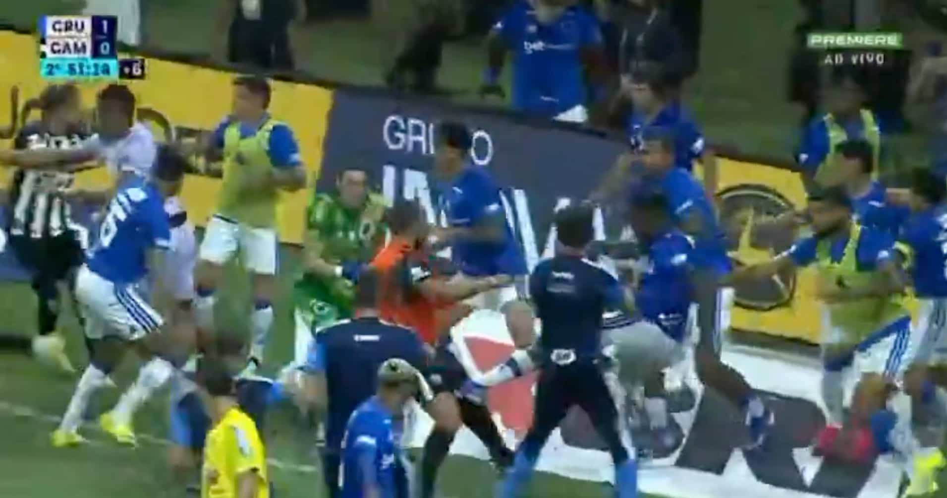 23 cartons rouges : un match de soccer dégénère au Brésil