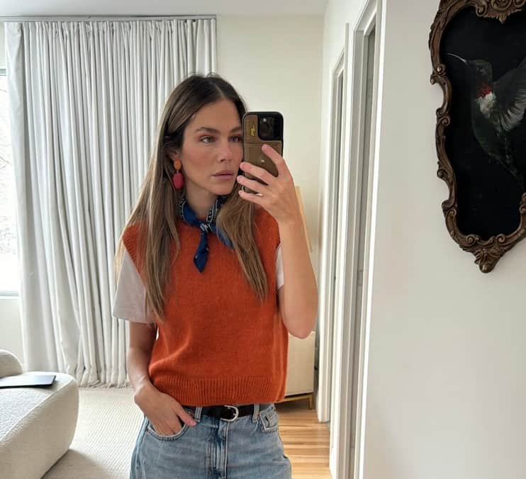 Image principale de l'article Elle ajoute un « pop » de couleur à son look