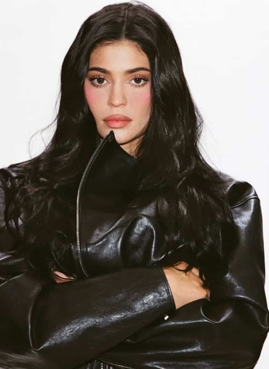 Image principale de l'article Une photo sans le haut sur Instagram