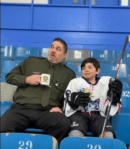 La loi s’applique aussi à l’aréna rappelle la SQ dans une vidéo de sensibilisation publiée sur ses réseaux sociaux