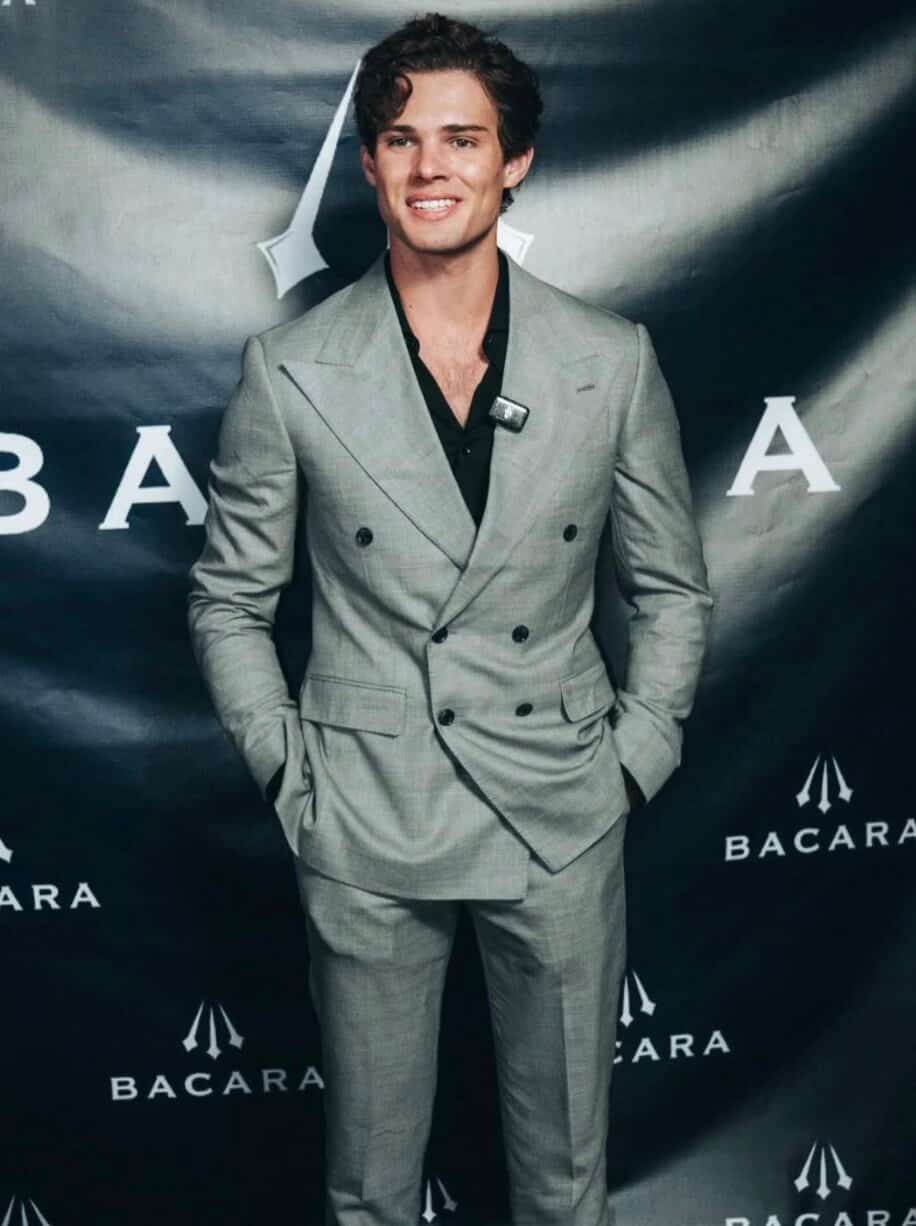 Image principale de l'article Qui est celui qui a fait les manchettes 