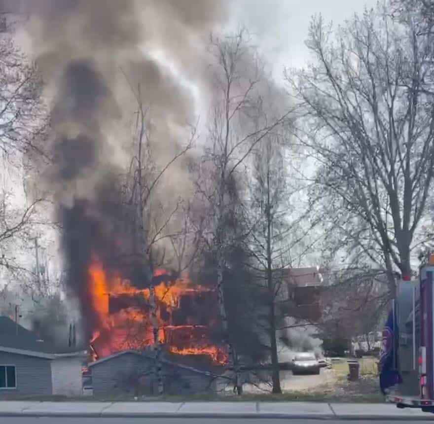 [EN VIDÉO] Une maison de Laval visée par un incendie criminel