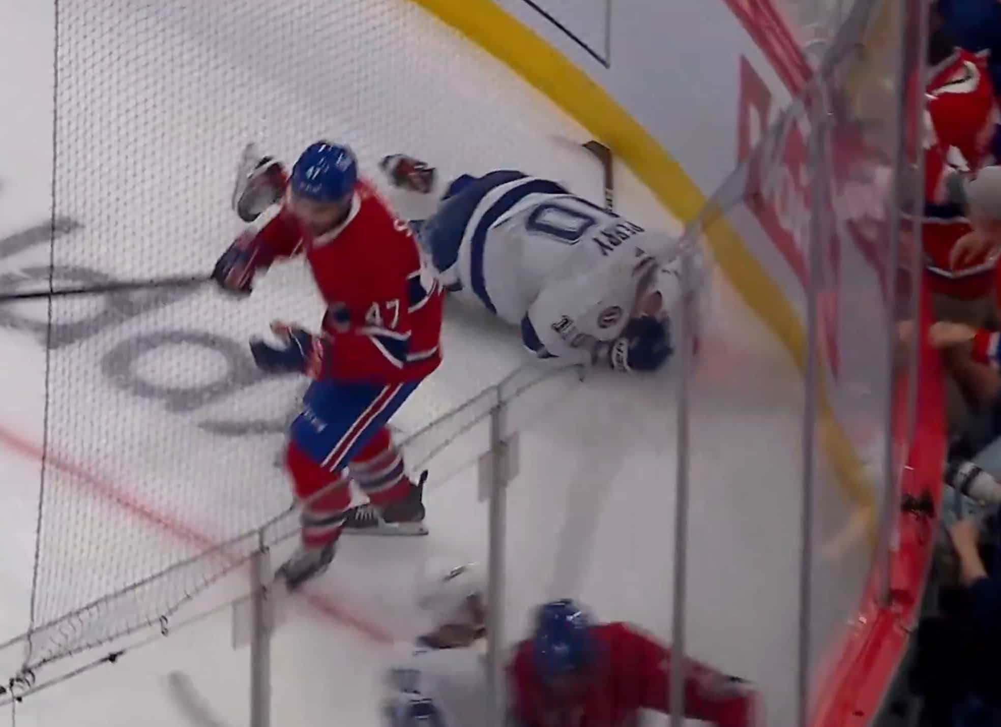 Coup sur Corey Perry: Jayden Struble aurait-il dû être chassé pour quatre minutes? Voici ce que le livre de règlements de la LNH dit