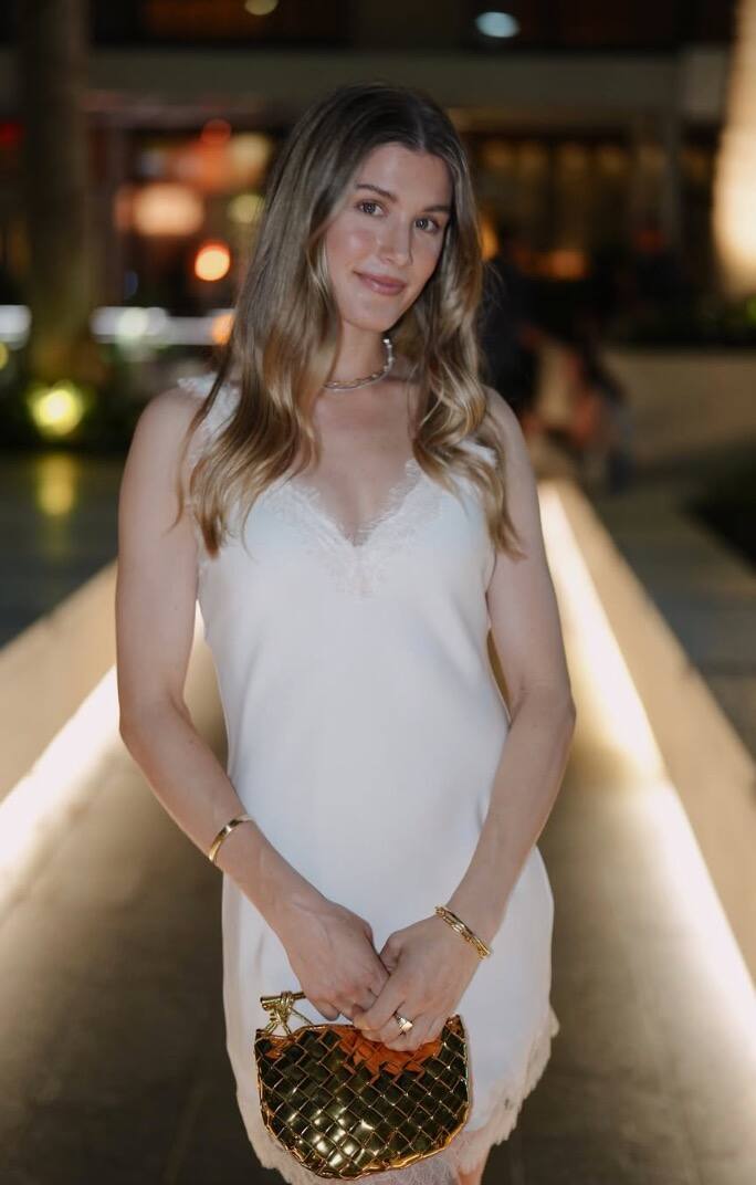 Image principale de l'article Eugenie Bouchard lance la saison des bikinis