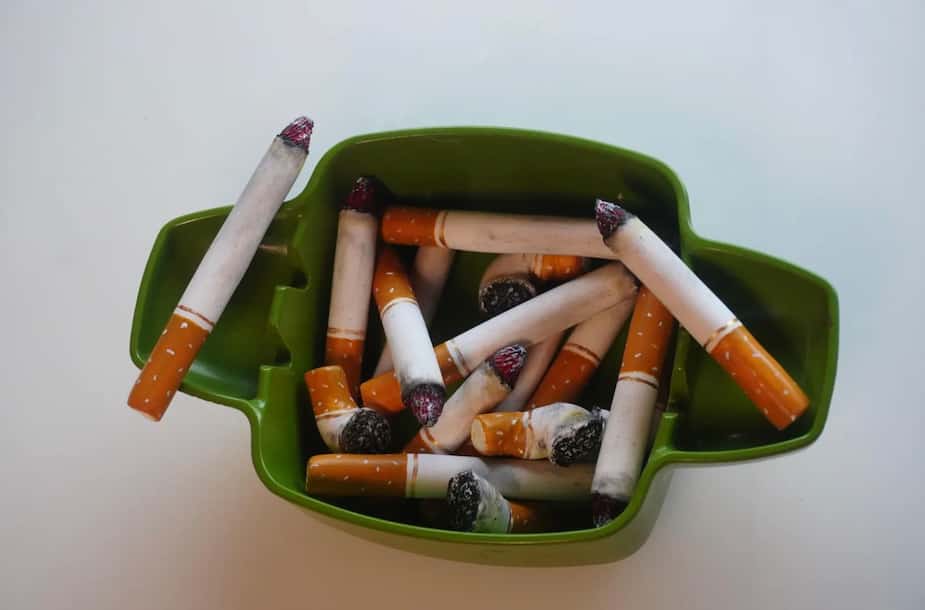 what is a silver cigarette Marlboro Silver 100's Cigs what is a silver cigarette Marlboro Silver 100's Cigs