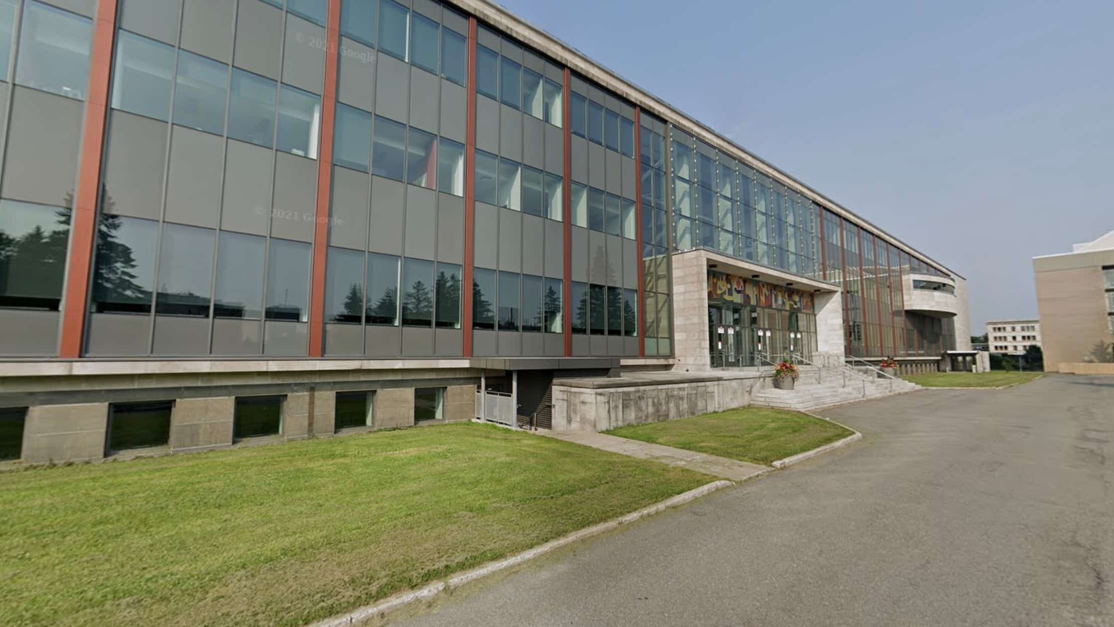 Université Laval: une arme à feu retrouvée dans un pavillon