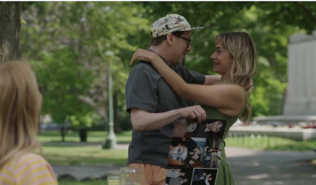 Simon Boulerice surprend Sophie Desmarais pour ses 40 ans