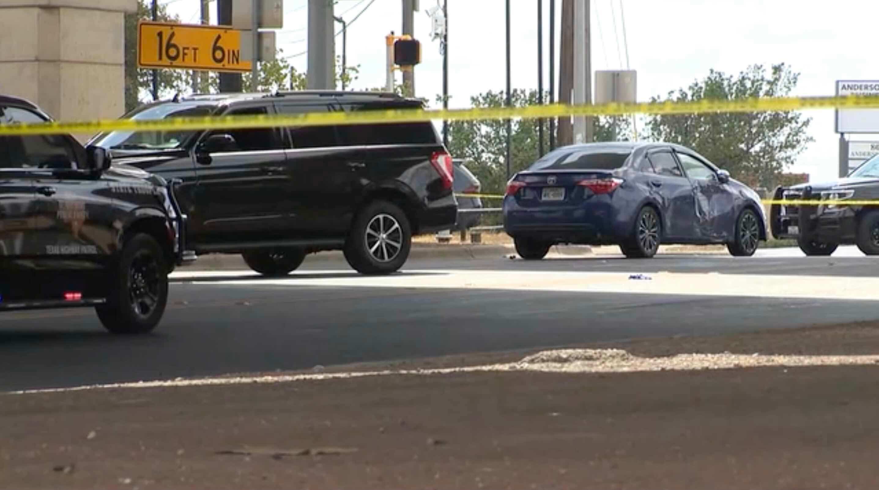 Un individu atteint par un tir d'un agent de l'immigration au Texas