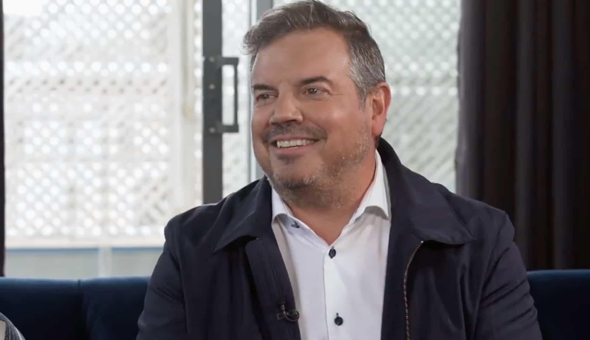 Voici pourquoi il s’éloigne des réseaux sociaux