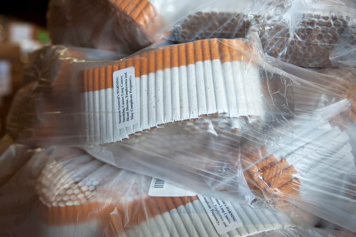 Pinc&eacute; avec 3 millions de cigarettes de contrebande, il &eacute;cope d&rsquo;une amende de 1 M$