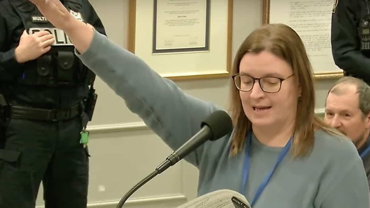 Salut nazi: 52 400 $ pour la défense de Bruno Marchand dans le dossier de Vicky Lépine