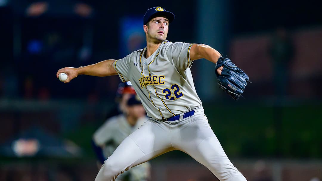 Hommage à Cole Roland et sa balle tire-bouchon - TVA Sports