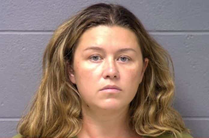 Une mère de l'Illinois très investie dans le procès de Lindsay Clancy accusée d'avoir tué son fils de deux ans