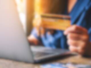 Cartes de crédit : hausse du paiement minimum