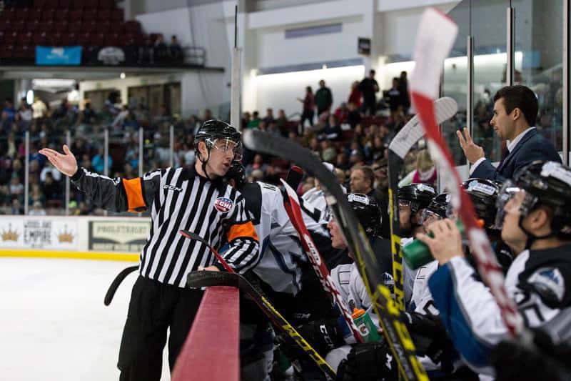 Guerre en Ukraine: de la patinoire &agrave; la Pologne